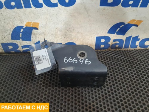 Кронштейн крепления торсиона левый