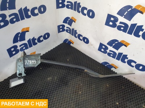 Кронштейн крепления крыла правый