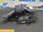 Кулак поворотный правый